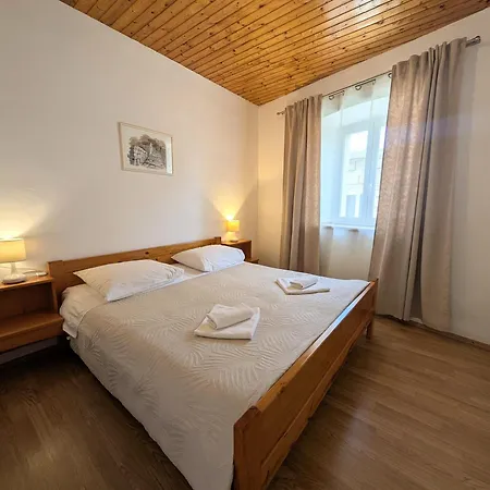 Ante Appartement Lumbarda